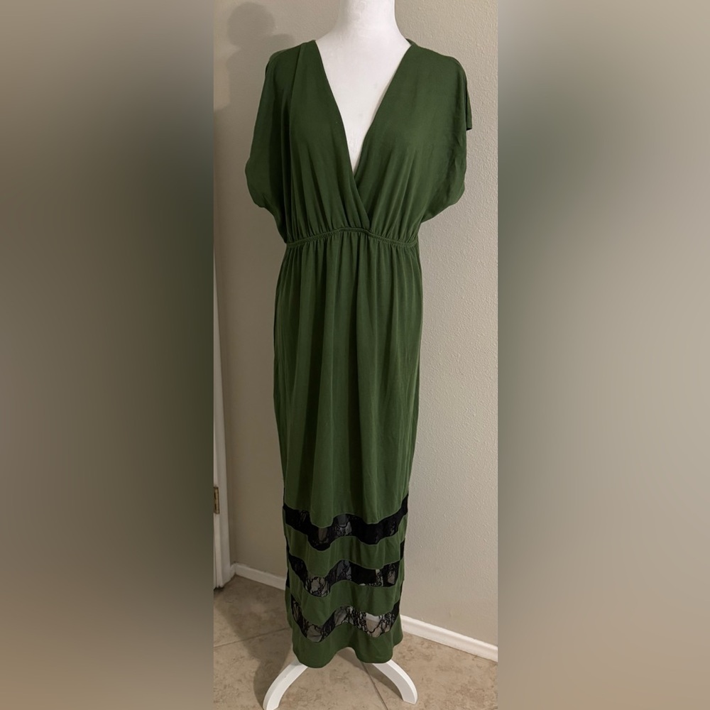 Cameron Green Dress with Black Lace Accents